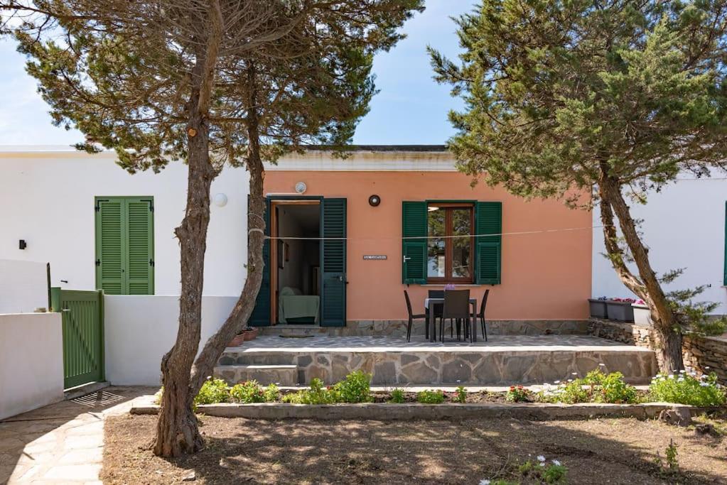 La Lampara - Casa Panoramica 4 Km Dalla Pelosa Stintino Exterior foto