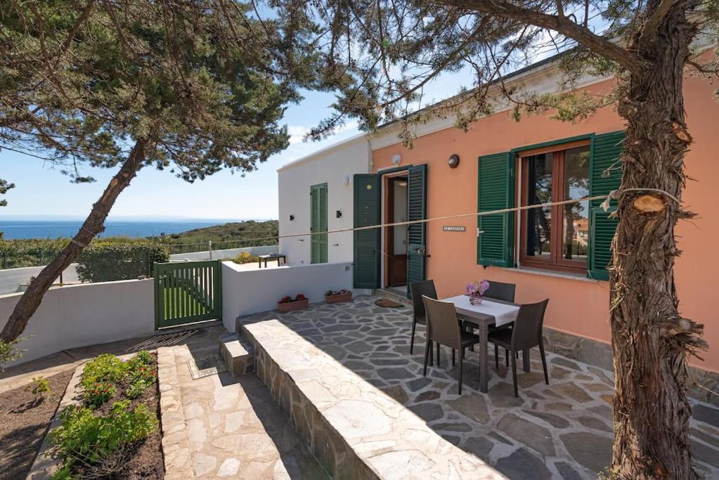 La Lampara - Casa Panoramica 4 Km Dalla Pelosa Stintino Exterior foto